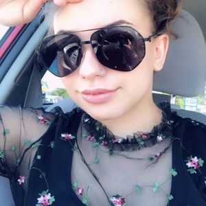 Meet your Posher, Ketiya